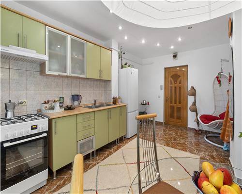 Apartament 2 camere zona foarte buna Brasov