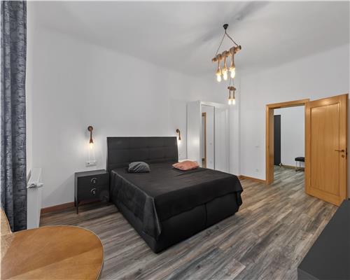 3 CAMERE ULTRACENTRAL | PARCARE SI GRADINA PROPRIE | TERASA INTERIOARA