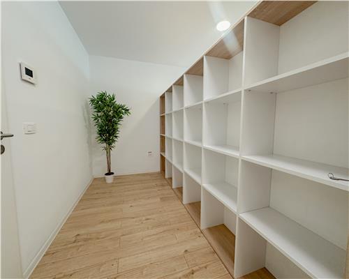Spatiu Comercial | Pietonala Coresi | 52mp