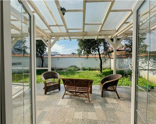 Casa 5 camere | Individuala | Centrul Civic | Pet friendly | Curte proprie